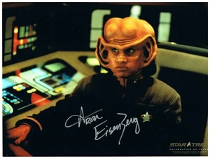 Foto firmada por Aron Eisenberg de 8x10 como Nog en STAR TREK Deep Space 9.  - Imagen 1 de 2