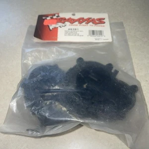 Traxxas  #5391 Gearbox Halves Front & Rear Shift Shaft Seal, Ball Spring - Picture 1 of 1