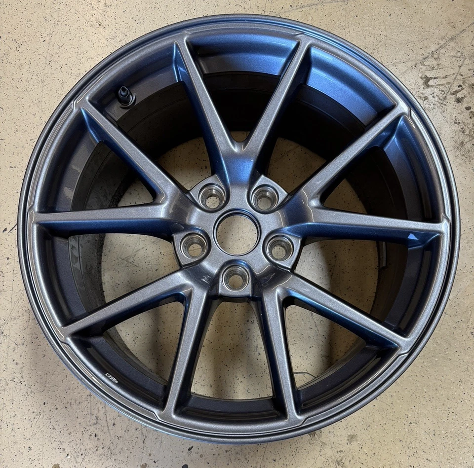 Tesla Model 3  2021  18 x 8.5 OEM  Charcoal  Rim Wheel  104426100A 95159 W11073 - Image 1 of 4