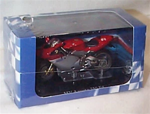 Atlas motorbike MV Agusta 750 F4 Red&Silver 1-24 Scale New in Case - Picture 1 of 1