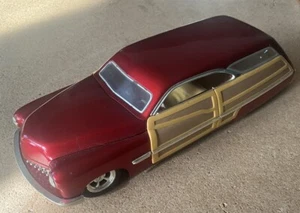 Hot Wheels Collectibles 1:18 Custom 1949 Merc Woodie Wagon RARE BURGANDY - Picture 1 of 10