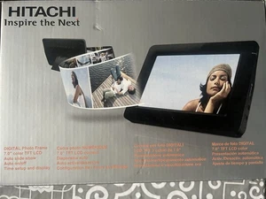 Hitachi Digital Photo Frame 7.0 Color TFT LCD Screen - Picture 1 of 6