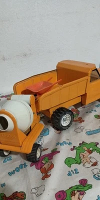 Vtg 1975 Tonka Orange Dodge Dump Truck & Cement Mixer Trailer & Wheel Barrel - Image 1 of 4