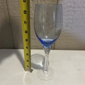Calice vino blu trasparente gambo ritorto - Foto 1 di 2