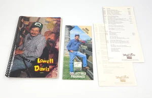 LOWELL DAVIS ARTIST FARMHOUSE FIGURINES PRICE GUIDE BOOK REFERENCE GUIDE ETC - Picture 1 of 5