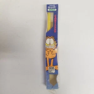 Vintage 1978 Butler GUM Garfield The Cat Adult Yellow Toothbrush, New - Picture 1 of 5