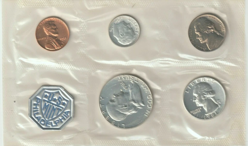 2- 1961 Silver Franklin 1/2 Dollars and Silver Washington Quarters  2 Mint sets - Image 1 of 1