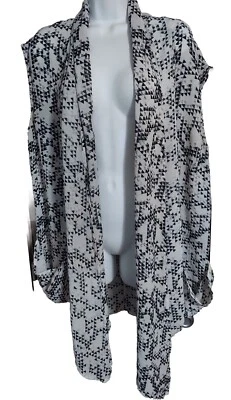 Blusa Top Silence + Noise Antropología Asimétrica Grande NEGRA Blanca Foto 1 de 4