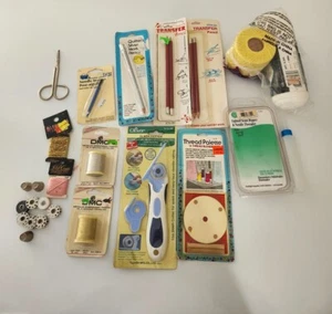 Lot Vintage Sewing Notions Junk Drawer Thread New Transfer Pencils Bobbins - Picture 1 of 4