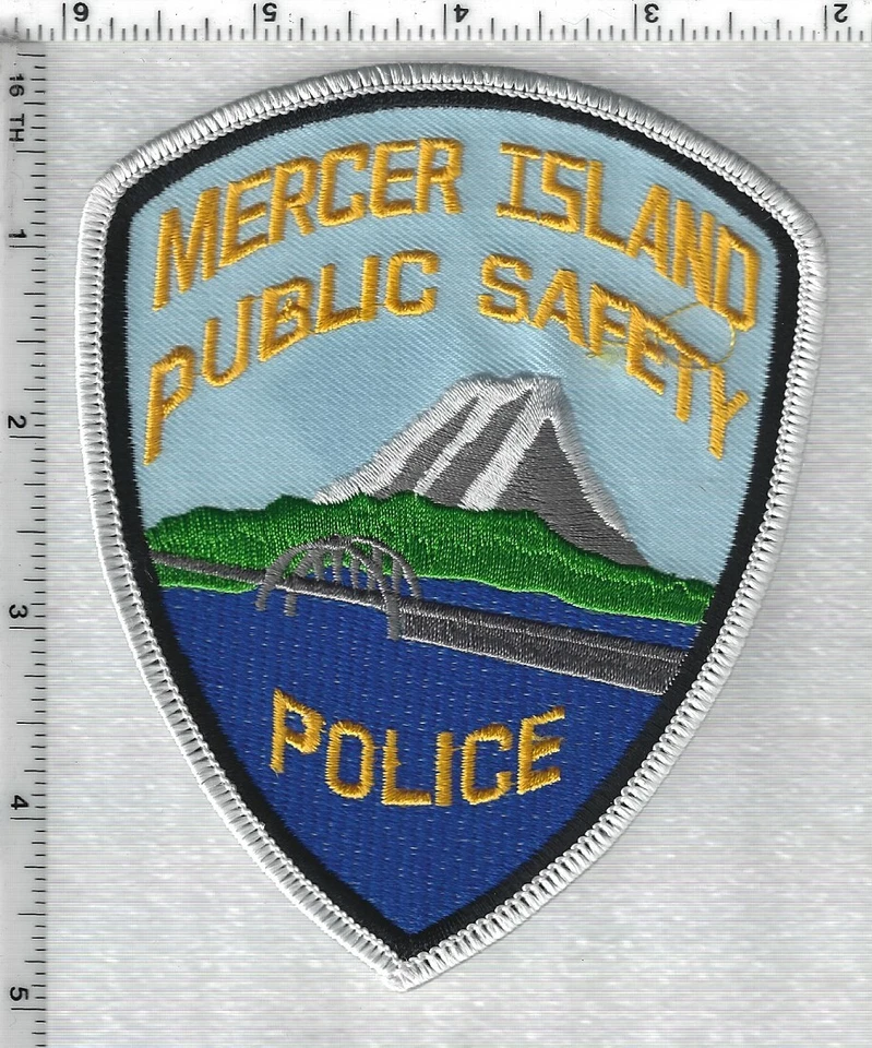 Mercer Island Public Safety  (Washington)  Shoulder Patch - Image 1 of 1