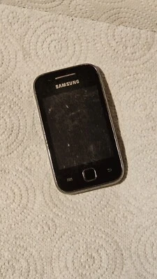 Samsung Galaxy Y Young GT-S5360 in Black/Silver for Parts, Spares, Not Working - Image 1 of 4