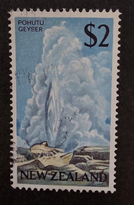 NEW ZEALAND Scott 401 Stamp Used Cat $28  T18841 - Image 1 of 2