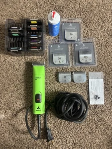 ANDIS Ultra Edge AGC 2-Gang Haarschneidemaschine mit extra Klingen, Wahl Aufsätzen & mehr - Bild 1 von 7