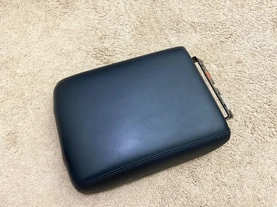 2013-2019 Infiniti JX35 QX60 Nissan Pathfinder Center Console Lid Armrest Black - Image 1 of 4