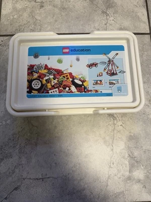LEGO Education: WeDo Resource Set (9585) *RETIRED* - Image 1 of 4