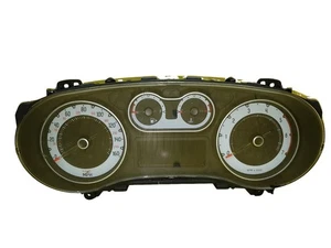 Fiat 500L Speedometer Speedo Clock 1.3 Diesel 5 Speed Automatic MK1 2014 - Picture 1 of 6