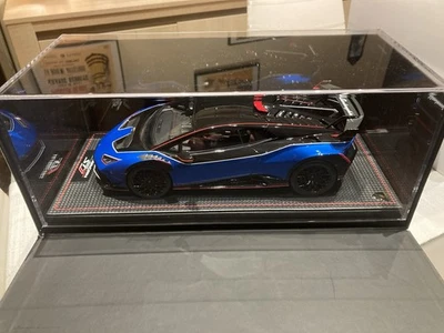 MR Collection Lamborghini Huracan STJ Blue Eliadi 1/18. LAMBO063 04/99 - Immagine 1 di 4
