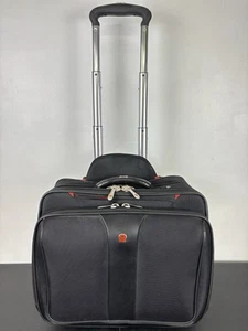Wenger Swiss Gear Rolling Wheeled Retractable Handle 17" Laptop Bag SUPER CLEAN - Picture 1 of 12