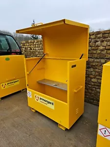£825+vat New ArmorGard Chembank CBC4 Site Store tool box Van Vault workshop N9 - Picture 1 of 24