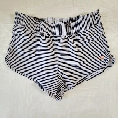 Roxy Girl 蓝色白色条纹短裤,尺寸 16XXL — 第 1/4 张图片