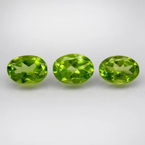 π 2.40ct 3pcs Lot Oval Natural Green Peridot - Untreated, Africa Gemstone - Picture 1 of 4