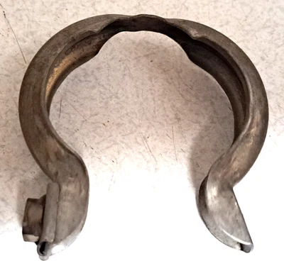 Yamaha XZ550 1982 1983 Visión Cabezal Tubo Silenciador Escape Abrazadera Banda XZ 550 Foto 1 de 4