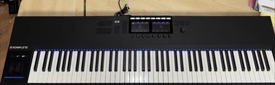Native Instruments Komplete Kontrol S88 MK2 MIDI USB Controller Keyboard - Bild 1 von 4