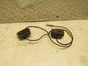 1972 HONDA CB 750 OEM REAR TURN GROUND / MOUNT /BUSHINGS - Bild 1 von 2