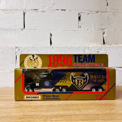 1996 NFL Transporters Convoy Baltimore Ravens Ford Aeromax White Rose - Image 1 of 4