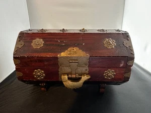 Vintage Locking Box Wood & Brass Prayer Trinket Box Treasure Chest Fish Lock - Picture 1 of 7