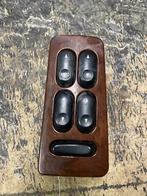 Interruptor de porta dianteiro MERCURY SABLE 00 01 02 03 04 05 - Imagem 1 de 4