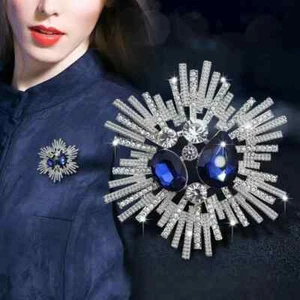 Women's Crystal Flower Brooch Pin Rhinestone Brooches Jewelry Gift Party Wedding - Picture 1 of 11