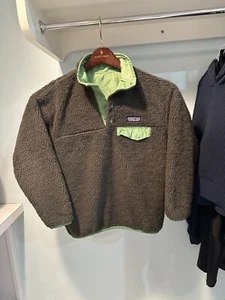 Vintage Youth Size Patagonia Reversible Green Jacket  - Picture 1 of 6