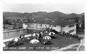 # K2100 STE. ADELE EN HAUT, AB., POSTAL CON FOTO REAL DE CANADÁ, LODGE - Imagen 1 de 2