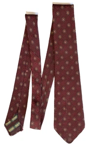 Vintage burgundy tie circa 1950s 1960s classic post-war mens wear - Picture 1 of 3
