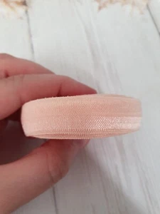 Fascia elastica pieghevole 1 m 1,5 cm morbida lucida tutù artigianale PESCA bias bias binding - Foto 1 di 1