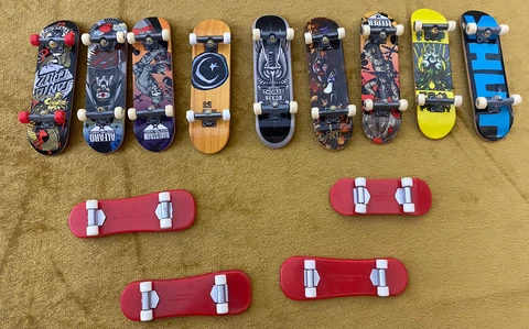 (10) Vintage Tech Deck Fingerboard Lot 96mm  Skateboard ++ Cover