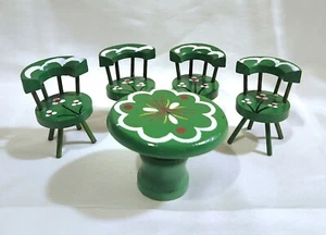 Vintage Dollhouse Furniture - Hand Painted Green Table And Chairs - Picture 1 of 4