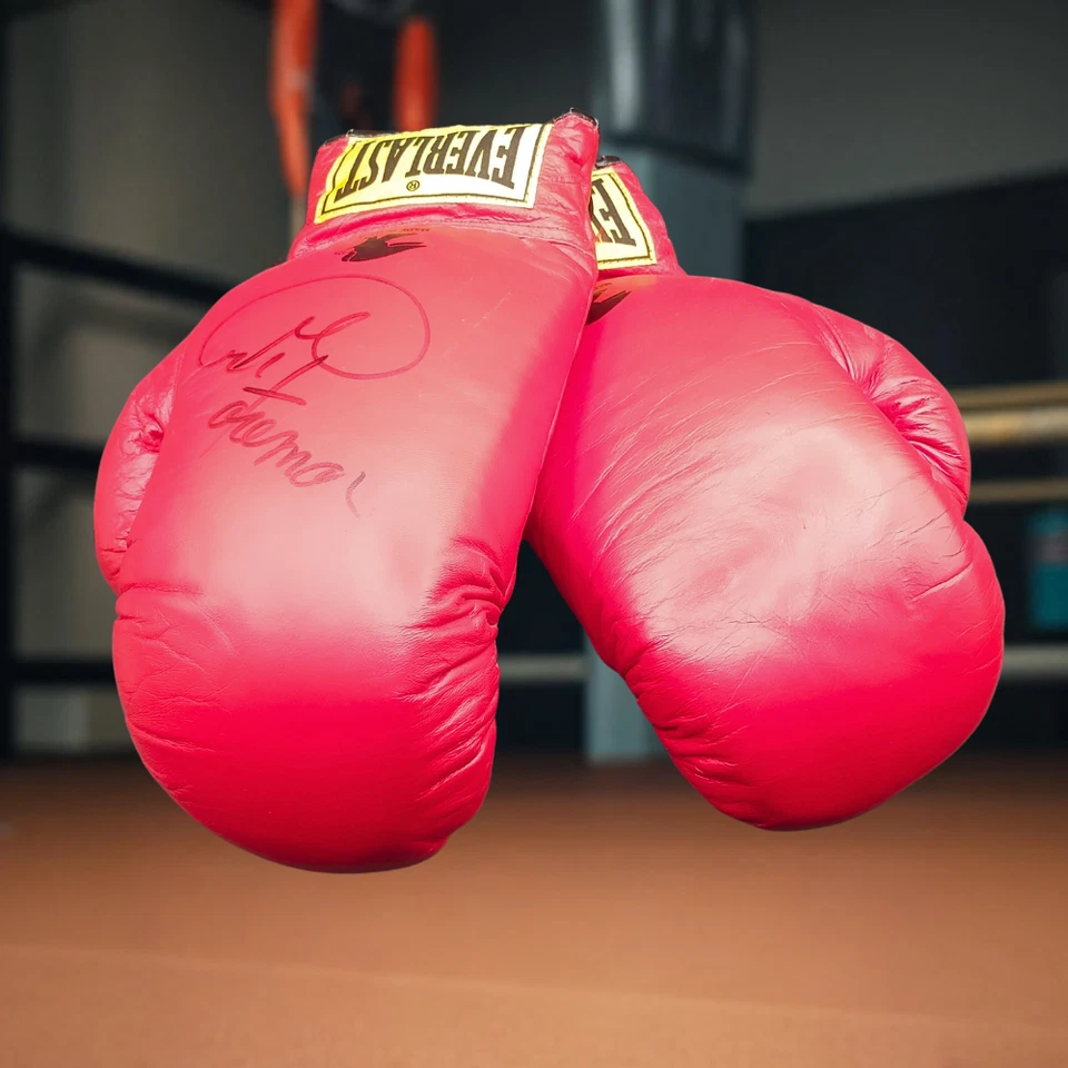 Guante de Boxeo George Foreman Autografiado Rojo Everlast - Juego, Un Guante Firmado Foto 1 de 4