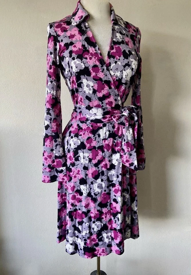 Vestido envolvente DVF Diane Von Furstenberg Andy Warhol T72 estampado floral múltiple 8 Foto 1 de 4