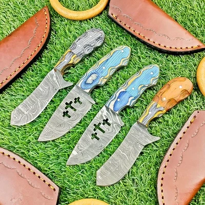 LOTE DE 4 PIEZAS CUCHILLOS DE CAZA PERSONALIZADOS DAMASCUS de acero Skinner hechos a mano 479 Foto 1 de 4