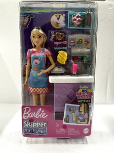 Barbie Skipper Doll and Snack Bar Playset - Picture 1 of 1