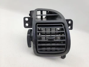 2001-2007 Toyota Sequoia passenger right front dash face heat air A/C vent - Picture 1 of 8