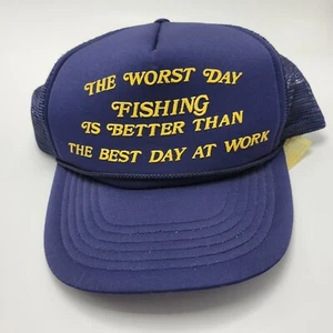 Mütze Kappe Worst Day Of Fishing Better Than Best Day At Work blau Netz Druckknopflasche B4D - Bild 1 von 6