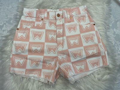 Pantalones Cortos de Denim Wrangler High Rise Festival Talla 28 Estampado de Firma Rosa Blanco Nuevos Foto 1 de 4
