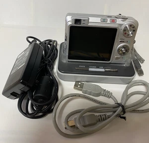 CASIO EXILIM 7.2 Mega Pixels EX-Z750 - Picture 1 of 10