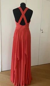 Sportlich-elegantes Kleid: Das Besondere Abendkleid - Bild 1 von 5