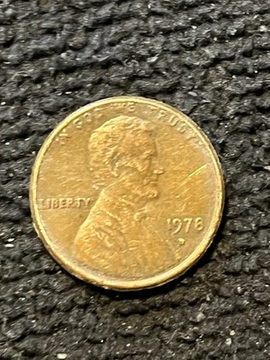 1978 D Lincoln Memorial Penny  (Error Coin) Filled In Mint Mark - Image 1 of 2