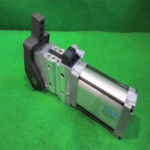 [New Other] FESTO / DFAP-63-V-15-C-B-S2-CS / Clamp Cylinder, No box - Picture 1 of 3