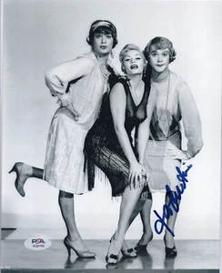 Tony Curtis SIGNED 8x10 Photo Some Like It Hot PSA/DNA AUTOGRAPHED - Picture 1 of 3